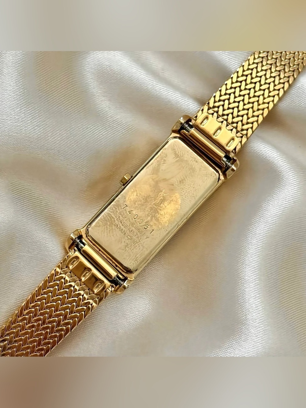 AUTHENTIC VINTAGE YVES SAINT LAURENT GOLD WATCH - Picture 7 of 7